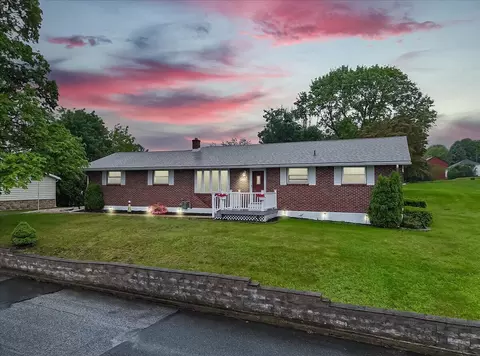 20 Cleveland Ave, Bangor, PA 18013