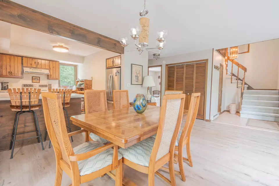 Dining - 65 Maplewood Rd, Lake Harmony, PA 18624 photo 2 of 4