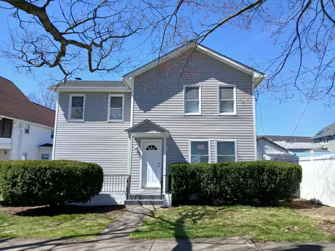 271 Monument Ave, Wyoming, PA 18644