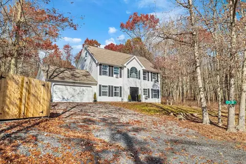 32 Pawnee Trl, Albrightsville, PA 18210