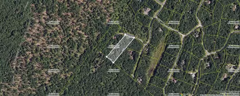 Knob Court, Dingmans Ferry, PA 18328