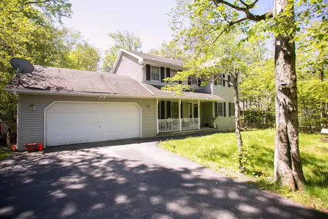 1046 Kilmer Rd, Tobyhanna, PA 18466