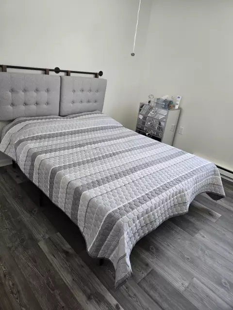 Bedroom - 136 Huffman Cir, Bushkill, PA 18324 photo 2 of 2