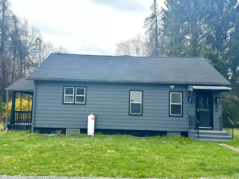 Exterior - 175 Alger Ave, Tannersville, PA 18372 photo 2 of 9