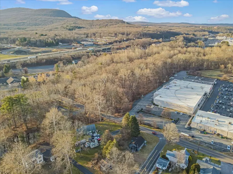 View/Area - 175 Alger Ave, Tannersville, PA 18372 photo 2 of 3