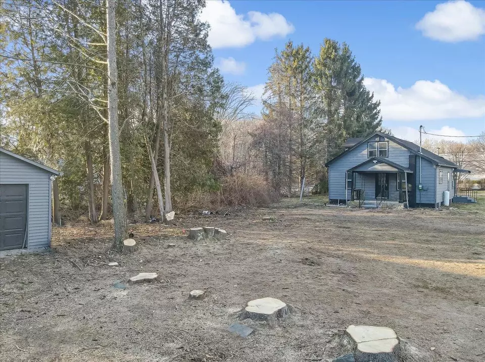 Exterior - 175 Alger Ave, Tannersville, PA 18372 photo 9 of 9