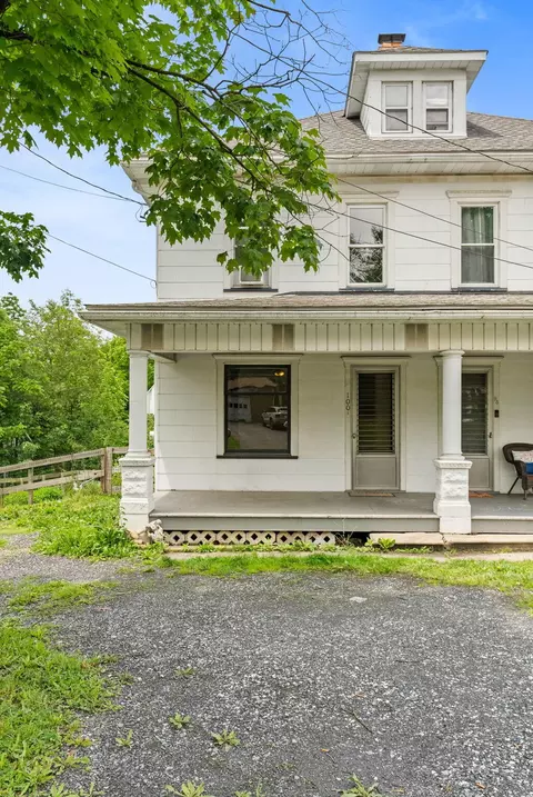 100 Mahoning Dr E, Lehighton, PA 18235