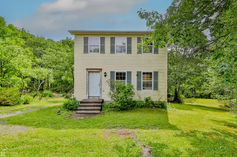 431 Hawk Rd, Saylorsburg, PA 18353