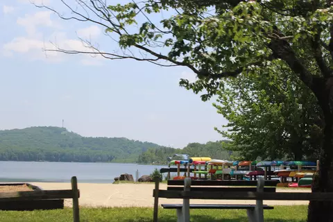 162 Ski Trl, Pocono Lake, PA 18347