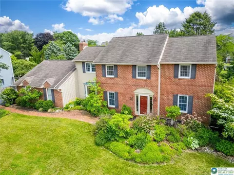 5622 Snowdrift Rd, Orefield, PA 18069