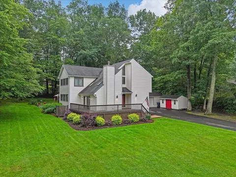 1220 Delaware Ave, East Stroudsburg, PA 18301