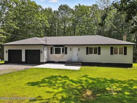 248 Seneca Dr, Milford, PA 18337