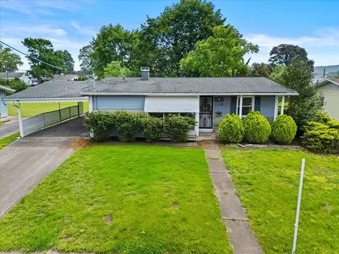 124 Willow Dr, Berwick, PA 18603