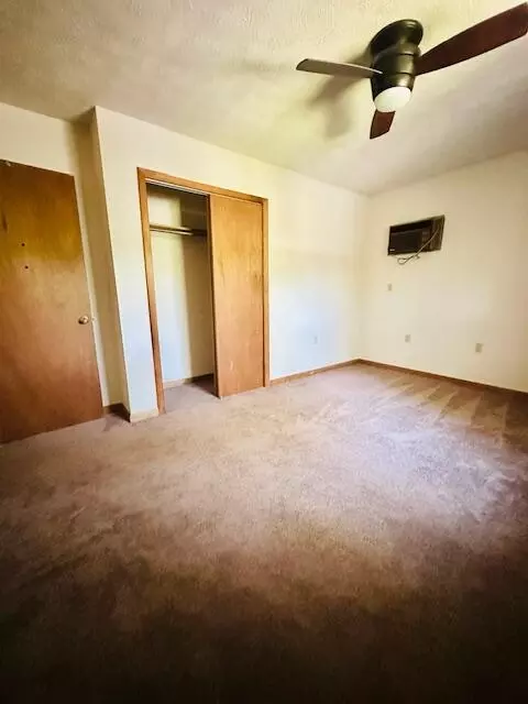Bedroom - 2383 Eagle Path, Bushkill, PA 18324 photo 5 of 6