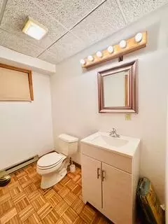 Bath - 2383 Eagle Path, Bushkill, PA 18324 photo 5 of 5