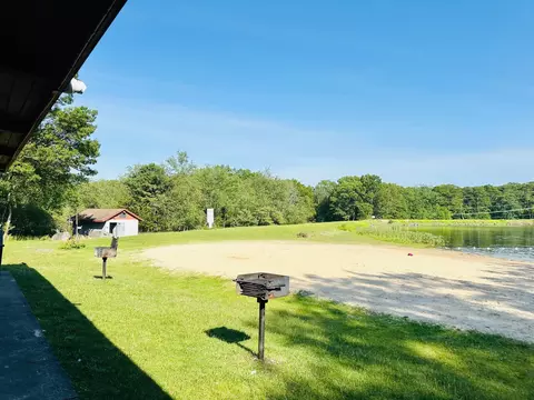 View/Area - 2383 Eagle Path, Bushkill, PA 18324 photo 2 of 2