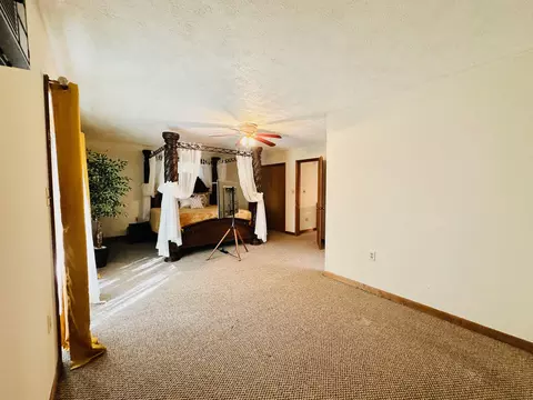 Bedroom - 2383 Eagle Path, Bushkill, PA 18324 photo 4 of 6
