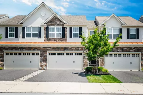 3509 Lenape Ln, Emmaus, PA 18049