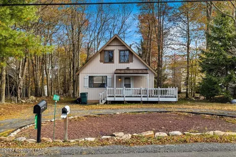 6309 Ventnor Dr, Tobyhanna, PA 18466