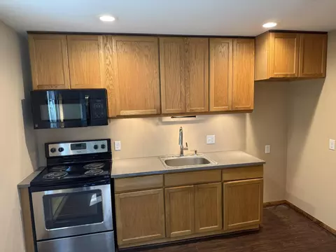 Kitchen - 2215 Delaware Ct E, Bushkill, PA 18324 photo 1 of 4