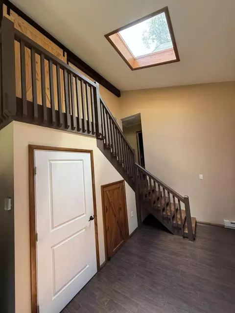 Entry Way - 2215 Delaware Ct E, Bushkill, PA 18324 photo 1 of 3