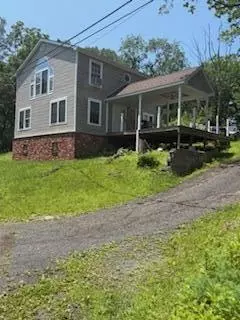 2287 Chipperfield Dr, Stroudsburg, PA 18360