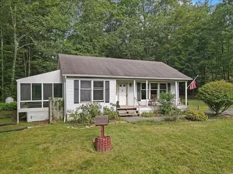671 Dotters Corner Rd, Kunkletown, PA 18058