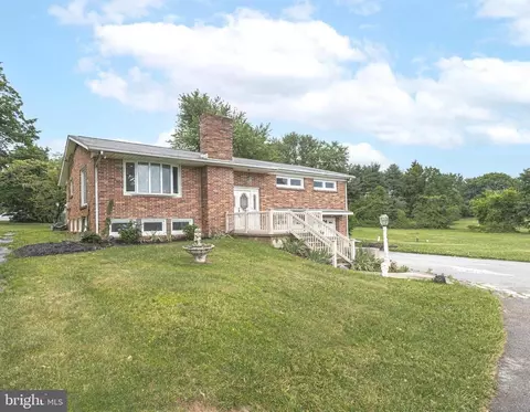 101 Lafayette Rd, Coatesville, PA 19320