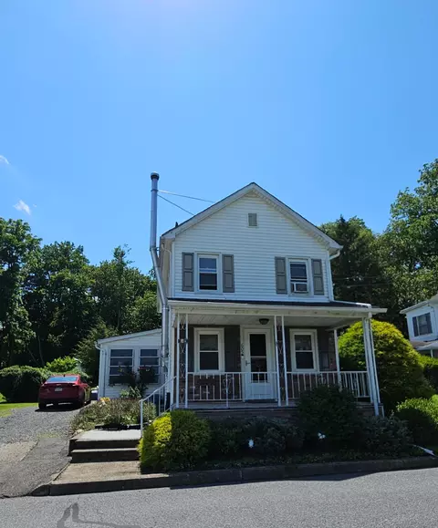 605 Washington St, Portland, PA 18351