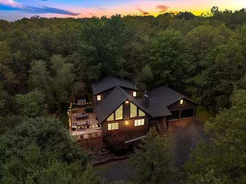 167 Valley View Dr, Albrightsville, PA 18210