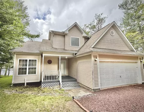 2505 Waterfront Dr, Tobyhanna, PA 18466