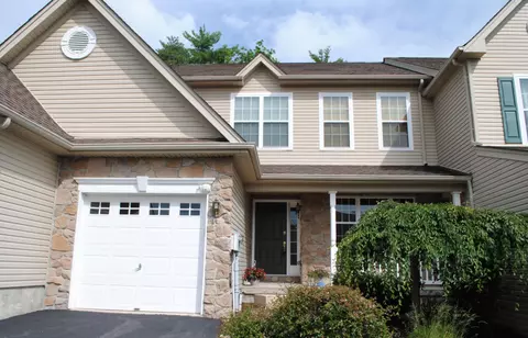 1704 Big Ridge Dr, East Stroudsburg, PA 18302