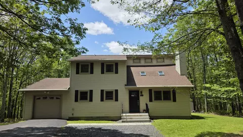 211 Shenandoah, Effort, PA 18330