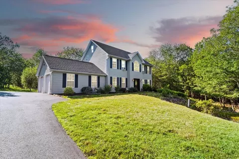 269 Russell Ct, Effort, PA 18330