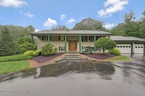 274 Frantz Hill Rd, Scotrun, PA 18355