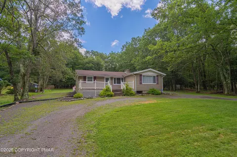 126 Lenape Trl, Albrightsville, PA 18210