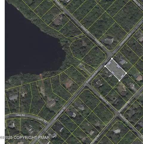 Redwood Rd 14, Blakeslee, PA 18610