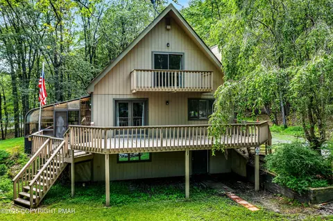 155 Jay Rd, Effort, PA 18330