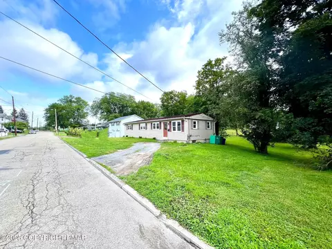182 State St, East Stroudsburg, PA 18301