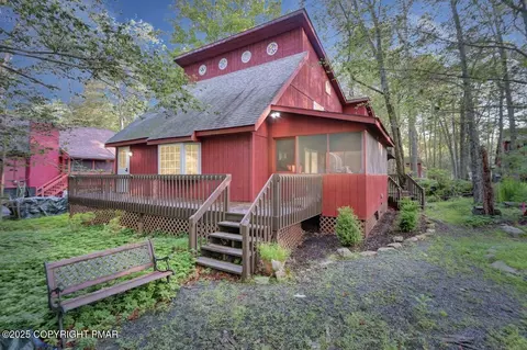 235 Tepee Dr, Pocono Lake, PA 18347