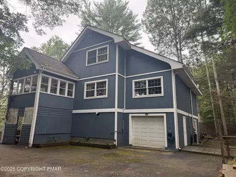 256 Birchwood Dr, East Stroudsburg, PA 18302