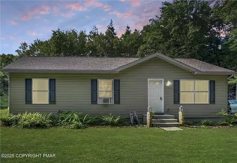 375 Forest Dr, Palmerton, PA 18071