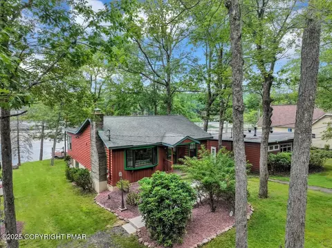 462 Indian Lake Trl, White Haven, PA 18661