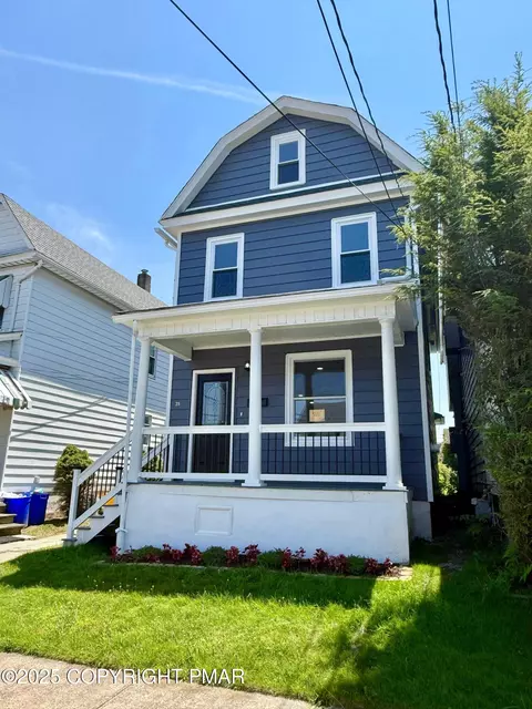 39 W Grand St, Nanticoke, PA 18634