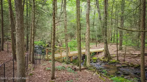 Laurel Road, Lehighton, PA 18235