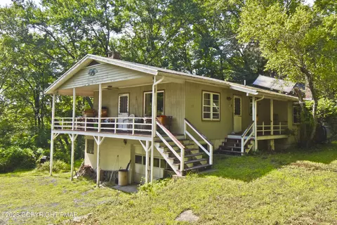 192 Huffman Hill Rd, East Stroudsburg, PA 18302