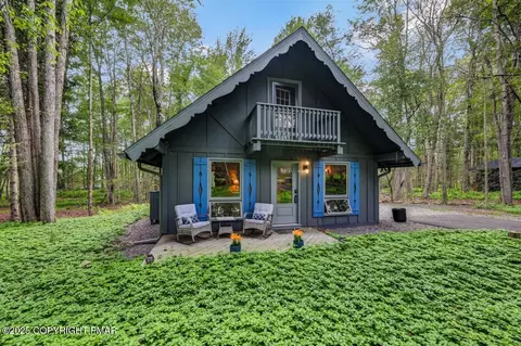 4173 Hemlock Trl, Pocono Pines, PA 18350