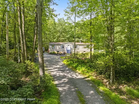 135 Quail Dr, Jim Thorpe, PA 18229