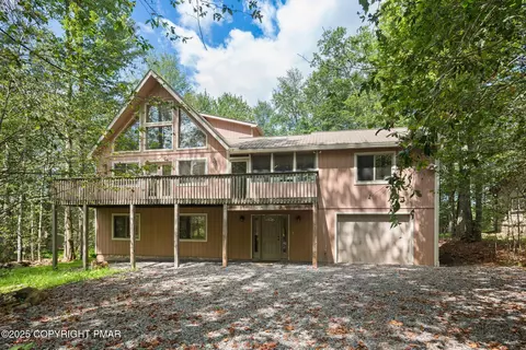 123 Winding Hill Rd, Pocono Pines, PA 18350