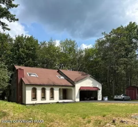 9140 Wilson Ct, Tobyhanna, PA 18466